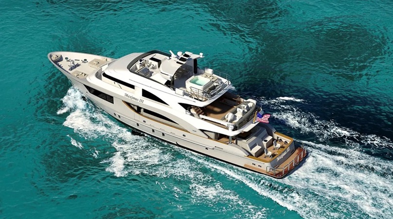 Yacht Maximus III